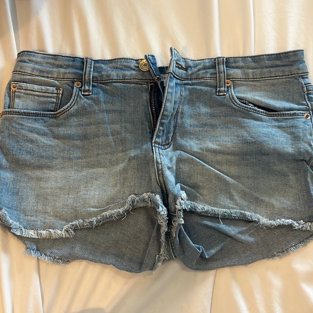 STS blue Jean shorts size 28
